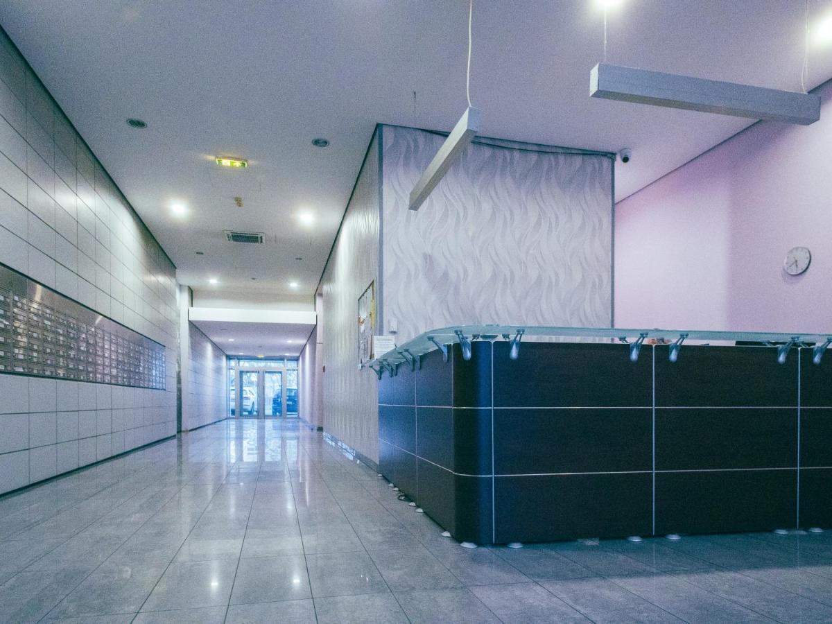 Comfy Condo On The 20Th Floor & Free Parking Bratislava Luaran gambar